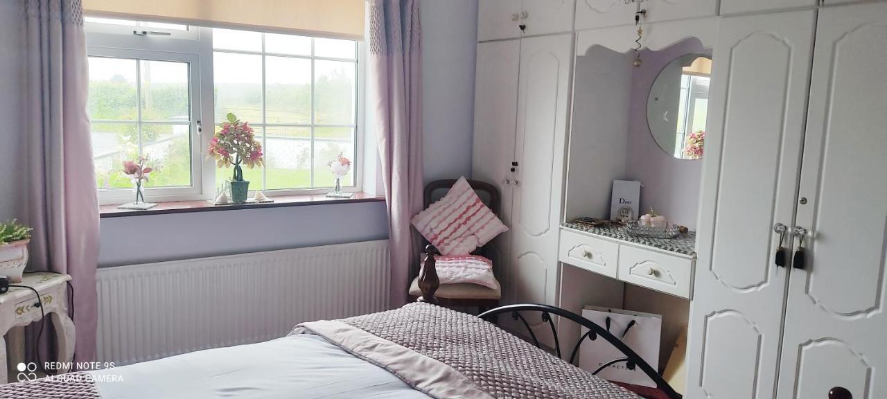 Cozy Cottage Retreat In Listowel Pet Friend Eksteriør billede